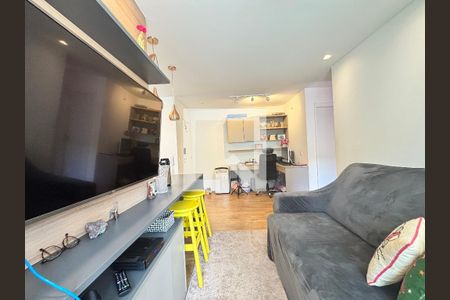 Sala/Cozinha de apartamento à venda com 2 quartos, 64m² em Indianópolis, São Paulo