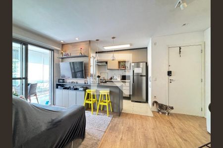 Sala/Cozinha de apartamento à venda com 2 quartos, 64m² em Indianópolis, São Paulo