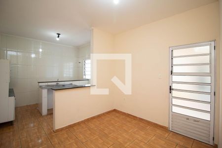 Sala de apartamento para alugar com 1 quarto, 60m² em Jardim Presidente Dutra, Guarulhos