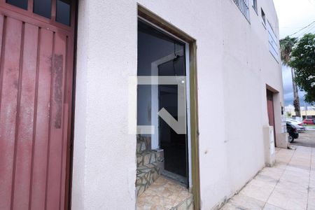 Entrada de kitnet/studio para alugar com 1 quarto, 20m² em Vila Regina, Goiânia