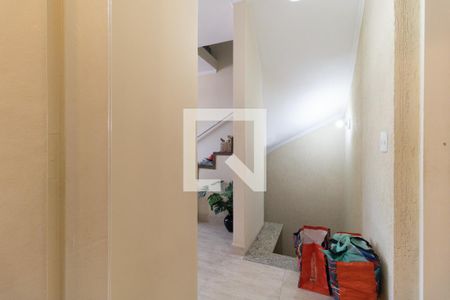 Acesso Para Garagem Coberta de casa à venda com 3 quartos, 250m² em Jardim Maria Estela, São Paulo