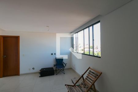 Apartamento para alugar com 3 quartos, 88m² em Floramar, Belo Horizonte