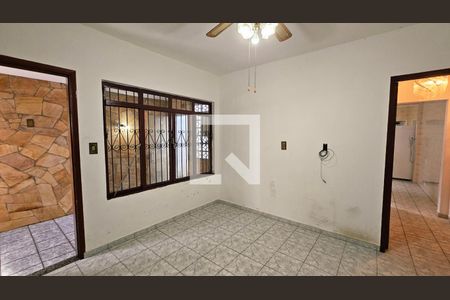 Casa à venda com 2 quartos, 184m² em Jardim do Lago, Jundiaí