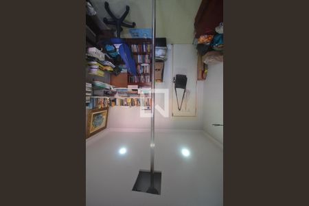 Quarto 1 de apartamento para alugar com 2 quartos, 70m² em Caonze, Nova Iguaçu