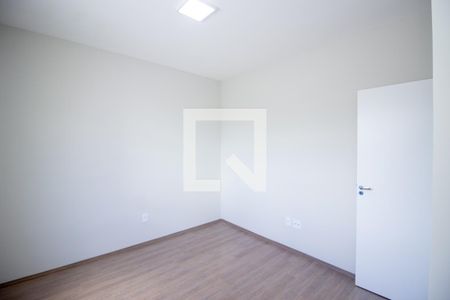 Quarto 2 de apartamento para alugar com 3 quartos, 77m² em Nacional, Contagem