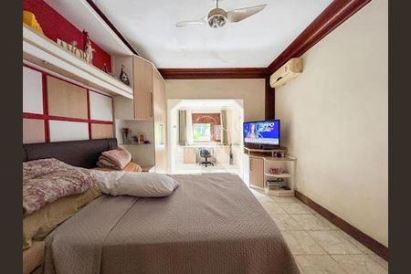 Casa à venda com 6 quartos, 600m² em Jacarepaguá, Rio de Janeiro