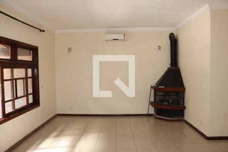 Casa de Condomínio para alugar com 4 quartos, 288m² em Chácara Roselândia - Cotia - Sp, Cotia