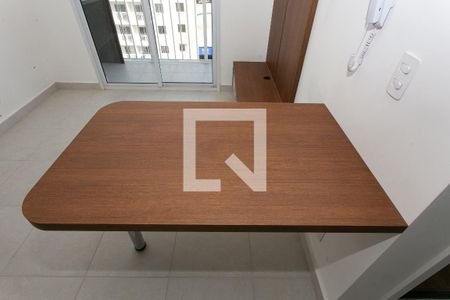 Sala - Mesa de apartamento para alugar com 2 quartos, 36m² em Guaiauna, São Paulo