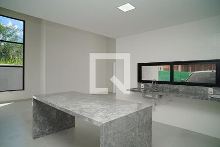 Cozinha de casa de condomínio para alugar com 4 quartos, 176m² em Ubatiba, Maricá