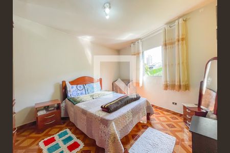 Suíte de casa à venda com 4 quartos, 425m² em Jaguaribe, Osasco