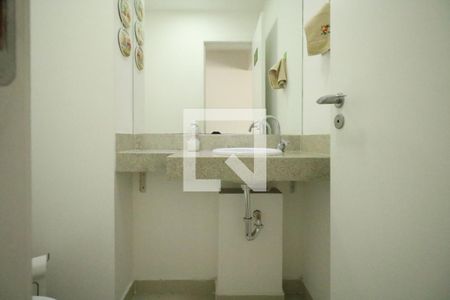 Lavabo de apartamento para alugar com 4 quartos, 135m² em Cerâmica, São Caetano do Sul