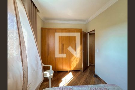 Casa à venda com 5 quartos, 228m² em São Benedito, Belo Horizonte