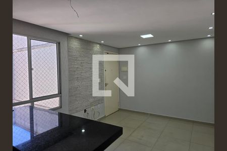 Sala  de apartamento para alugar com 2 quartos, 42m² em Água Chata, Guarulhos