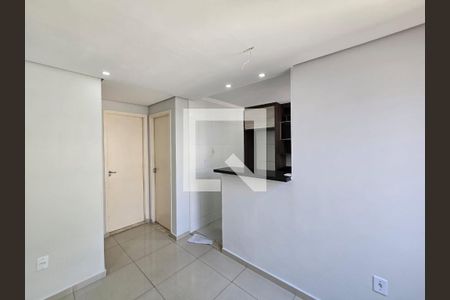 Sala  de apartamento para alugar com 2 quartos, 42m² em Água Chata, Guarulhos