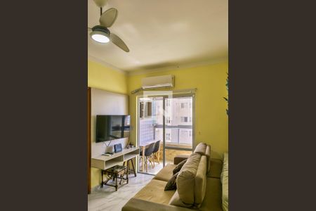 Sala de apartamento para alugar com 1 quarto, 40m² em Balneario Flórida, Praia Grande