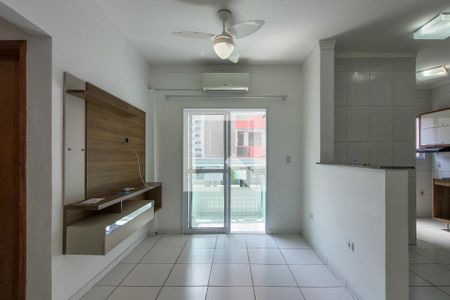 Sala de apartamento para alugar com 2 quartos, 60m² em Nova Mirim, Praia Grande