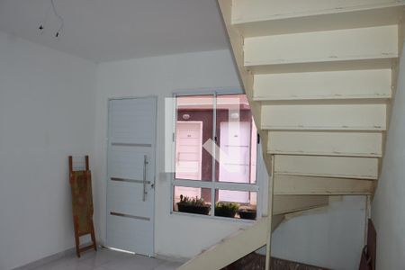 Casa de Condomínio para alugar com 2 quartos, 55m² em Chácara Tropical (caucaia do Alto), Cotia