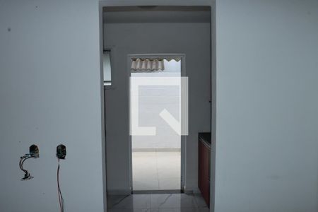 Casa de Condomínio para alugar com 2 quartos, 55m² em Chácara Tropical (caucaia do Alto), Cotia