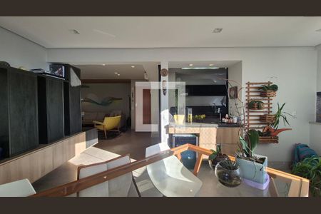 Sala de apartamento à venda com 3 quartos, 126m² em Vila Scarpelli, Santo André