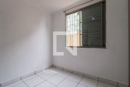 Quarto 2 de apartamento para alugar com 2 quartos, 57m² em Jardim Primavera, Mauá
