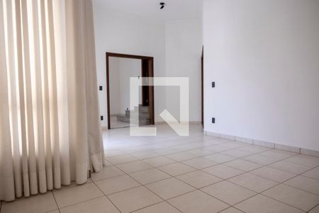 Sala 1 de casa para alugar com 4 quartos, 360m² em Jardim America, Sorocaba