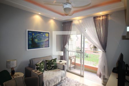 Sala de apartamento à venda com 2 quartos, 58m² em Jardim Carvalho, Porto Alegre