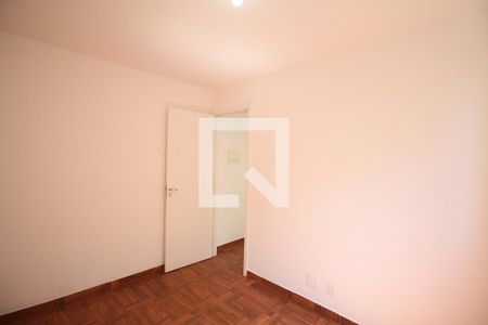 Quarto 1 de apartamento para alugar com 2 quartos, 27m² em Jardim Parque Morumbi, São Paulo