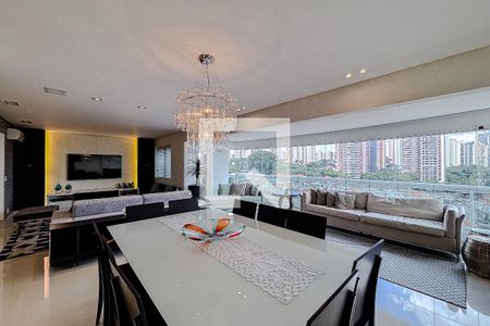 Sala de apartamento à venda com 3 quartos, 180m² em Água Rasa, São Paulo