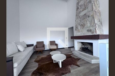 Casa para alugar com 4 quartos, 647m² em Jardim Sao Paulo II, Cotia