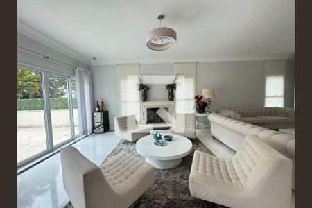 Casa para alugar com 4 quartos, 530m² em São Paulo II, Cotia