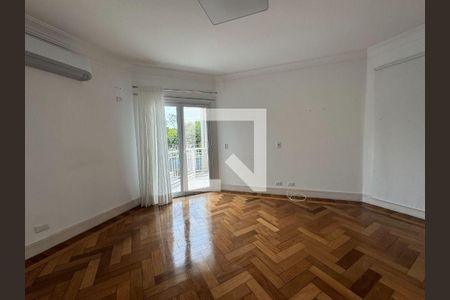 Casa para alugar com 4 quartos, 530m² em São Paulo II, Cotia