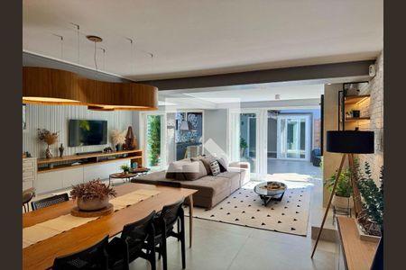 Casa à venda com 6 quartos, 450m² em Vila da Saúde, São Paulo