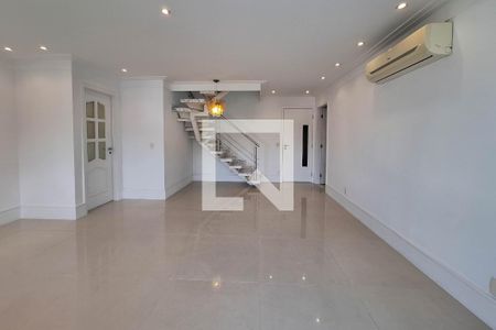 Sala 1 de apartamento à venda com 3 quartos, 196m² em Santa Rosa, Niterói