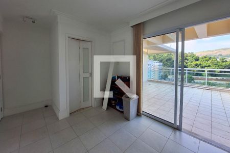 Sala 2 de apartamento à venda com 3 quartos, 196m² em Santa Rosa, Niterói