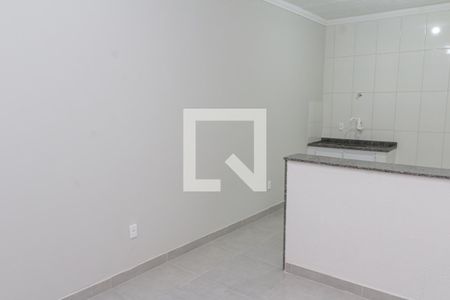 Sala de casa para alugar com 1 quarto, 70m² em Campo Grande, Rio de Janeiro