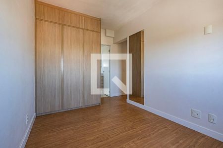 Suíte de apartamento à venda com 2 quartos, 60m² em Alto de Pinheiros, São Paulo