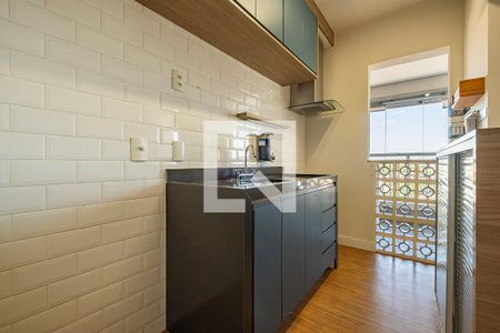 Sala/Cozinha de apartamento à venda com 2 quartos, 60m² em Alto de Pinheiros, São Paulo