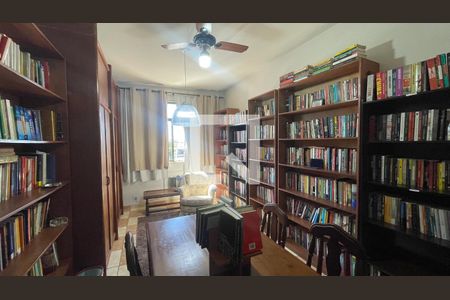 Quarto 2 de casa à venda com 6 quartos, 400m² em Tauá, Rio de Janeiro