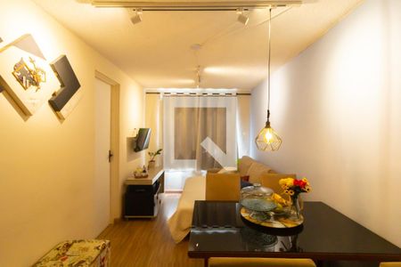 Sala de apartamento para alugar com 2 quartos, 40m² em Cidade Líder, São Paulo
