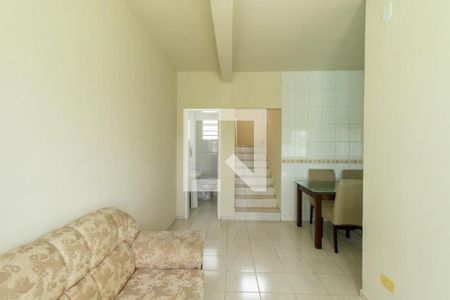Sala de casa de condomínio para alugar com 3 quartos, 90m² em Campo Comprido, Curitiba