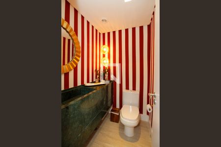 Lavabo de apartamento à venda com 2 quartos, 127m² em Sumarezinho, São Paulo