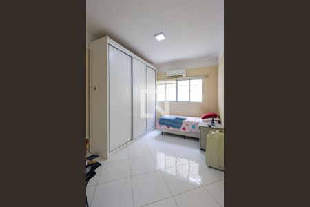 Quarto 1 de casa de condomínio para alugar com 5 quartos, 320m² em Altos da Bela Vista, Indaiatuba