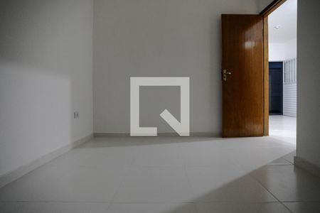Quarto 1 de casa para alugar com 2 quartos, 50m² em Vila Sao Paulo, Mogi das Cruzes