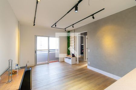 Sala de apartamento à venda com 2 quartos, 50m² em Vila Industrial, São Paulo