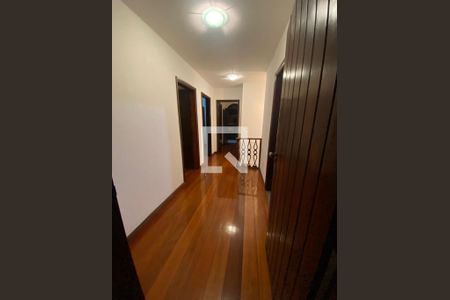 Corredor de casa à venda com 5 quartos, 272m² em Piratininga, Niterói