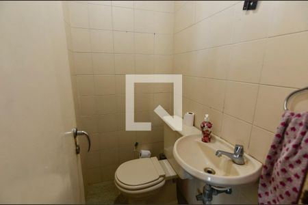 Lavabo de casa à venda com 3 quartos, 600m² em Grajaú, Rio de Janeiro