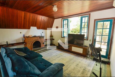 Sala de casa à venda com 3 quartos, 600m² em Grajaú, Rio de Janeiro