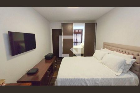 Casa à venda com 4 quartos, 200m² em Piratininga, Niterói