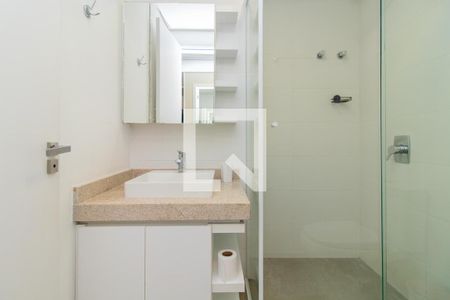 Banheiro de apartamento à venda com 1 quarto, 35m² em Cidade Baixa, Porto Alegre