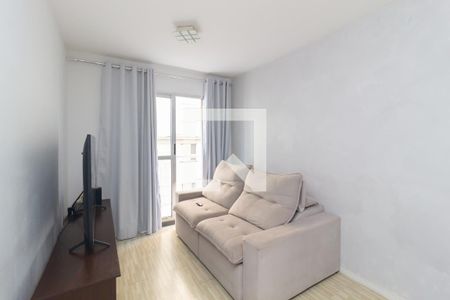 Sala de apartamento à venda com 3 quartos, 64m² em Itaquera, São Paulo